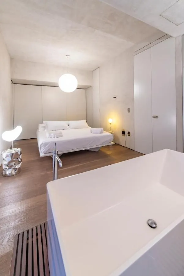 Stylish Loft Apartment Milan Italy